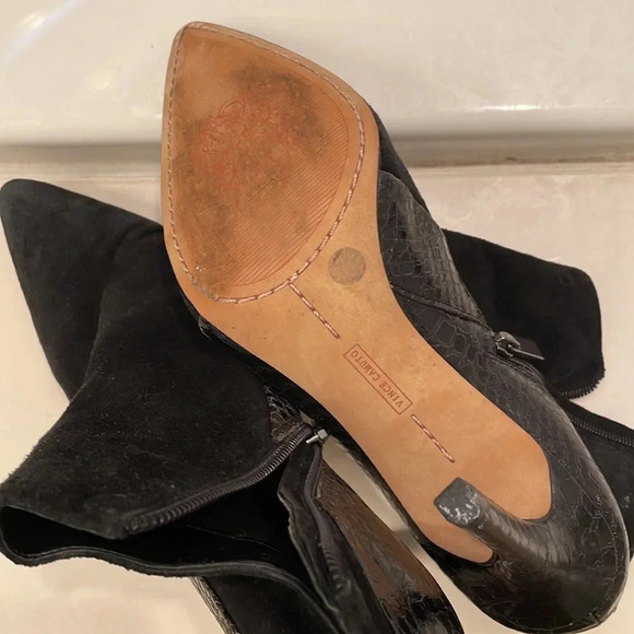 Vince Camuto boots size 10 - Picture 6 of 6